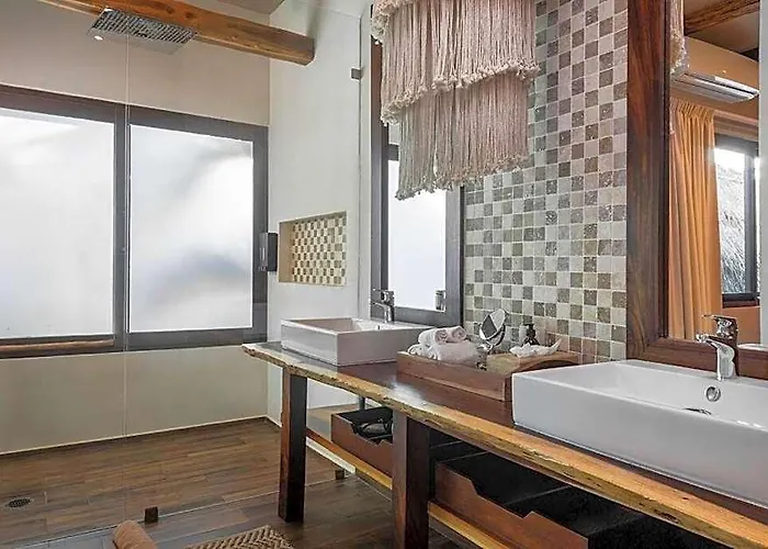 Luxury Vibes Pool With Jacuzzi Concierge 5br Villa Tulum