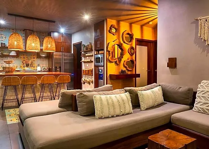 Luxury Vibes Pool With Jacuzzi Concierge 5br
